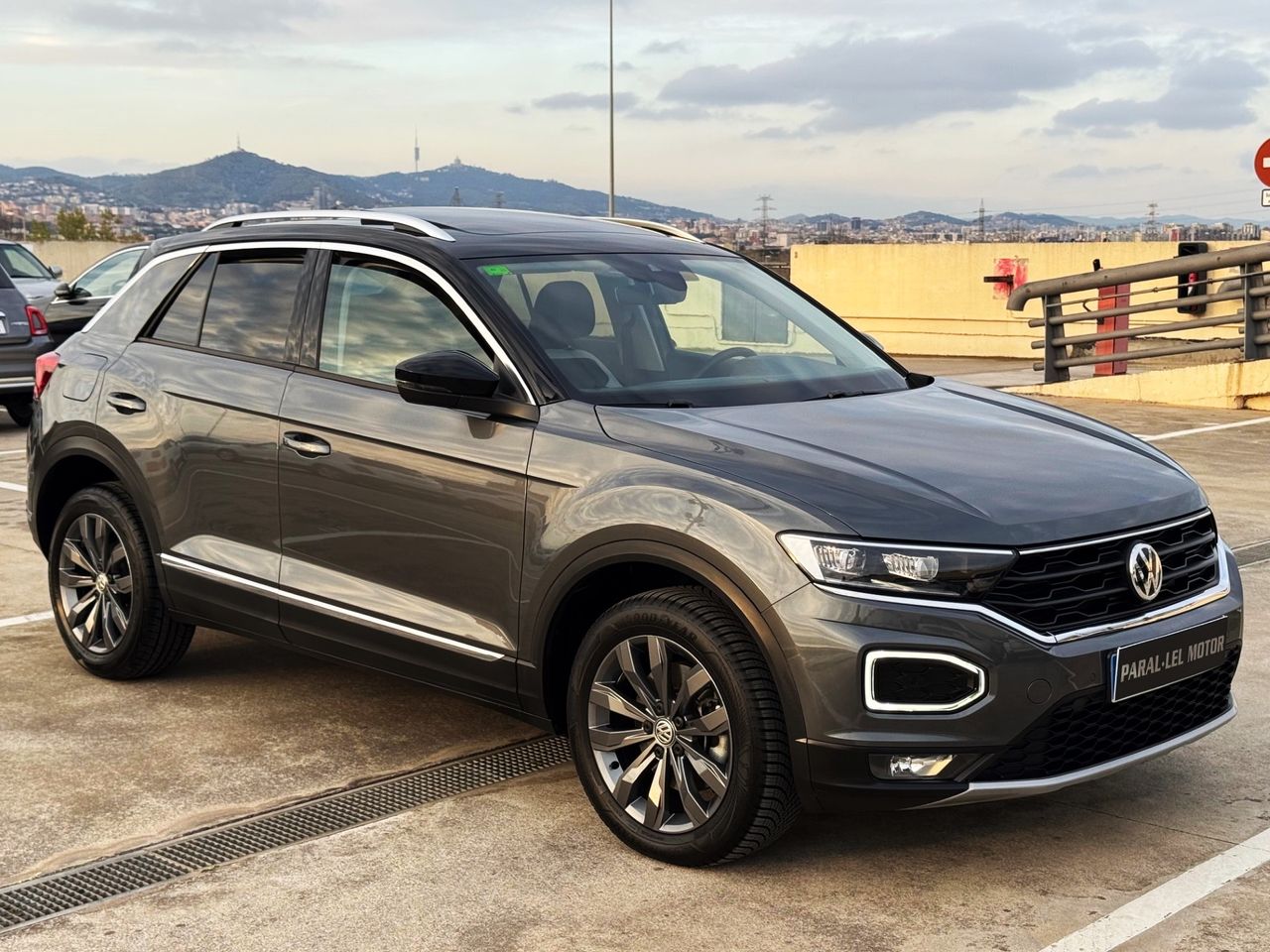 Foto Volkswagen T-Roc 1