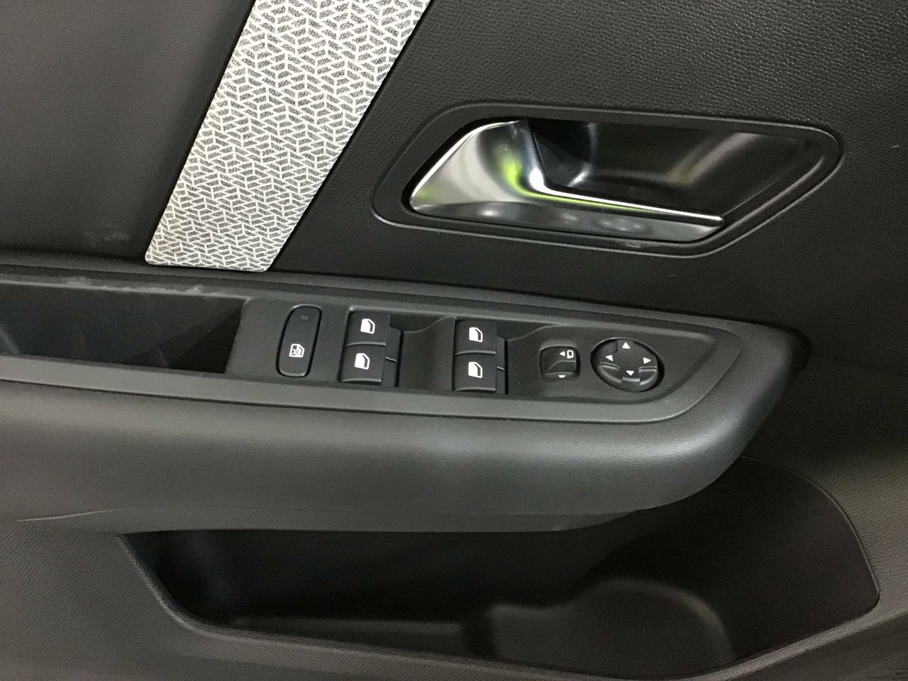 Foto Citroën C4 24