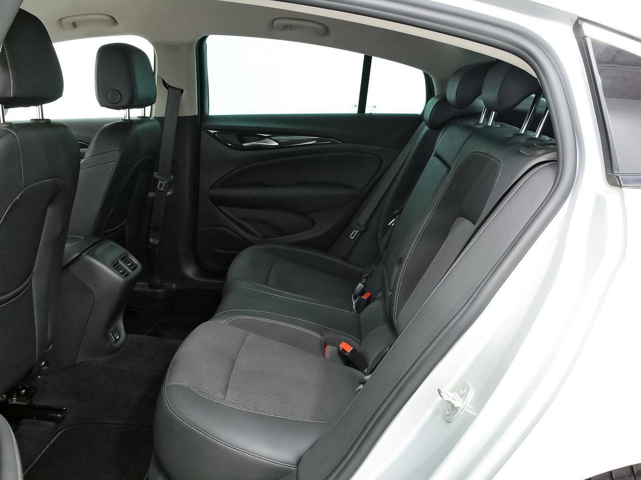 Foto Opel Insignia  12