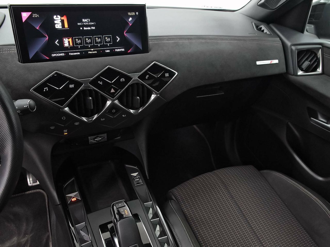 Foto DS Automobiles DS 3 20