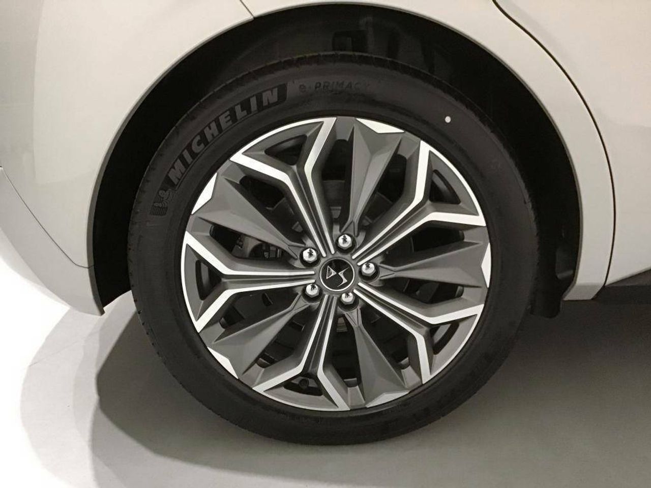 Foto DS Automobiles DS 4 14