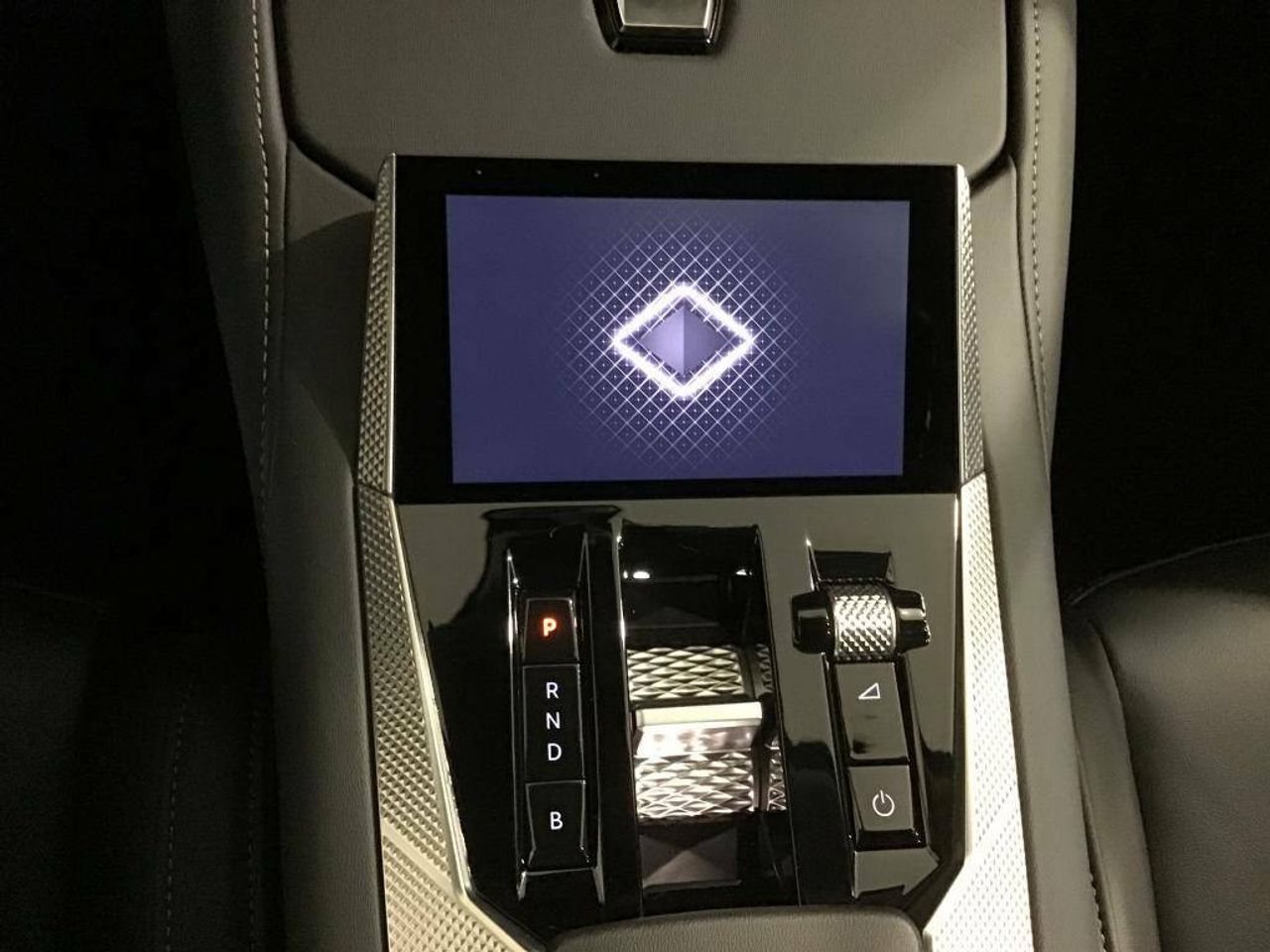 Foto DS Automobiles DS 4 22
