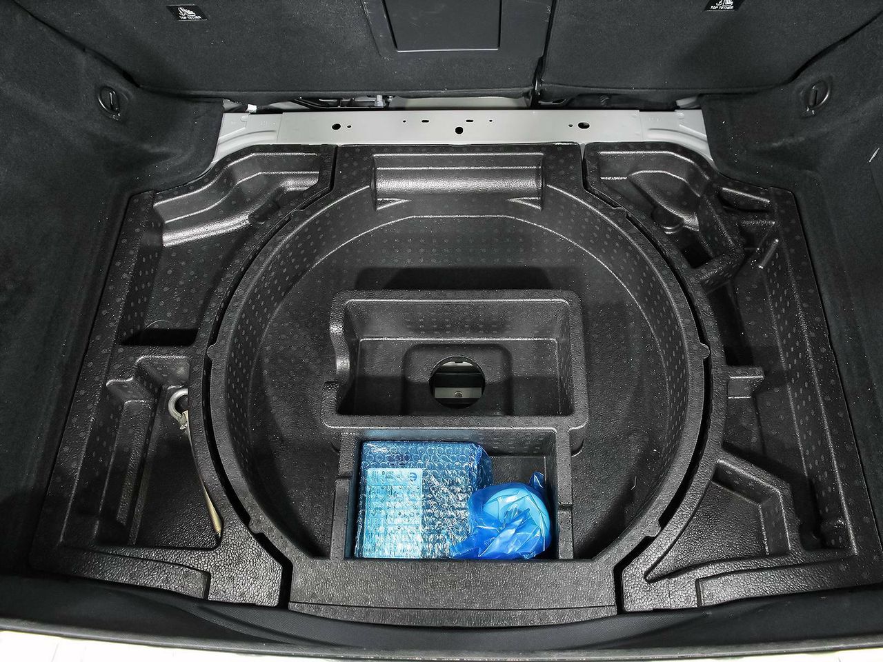 Foto DS Automobiles DS 4 40