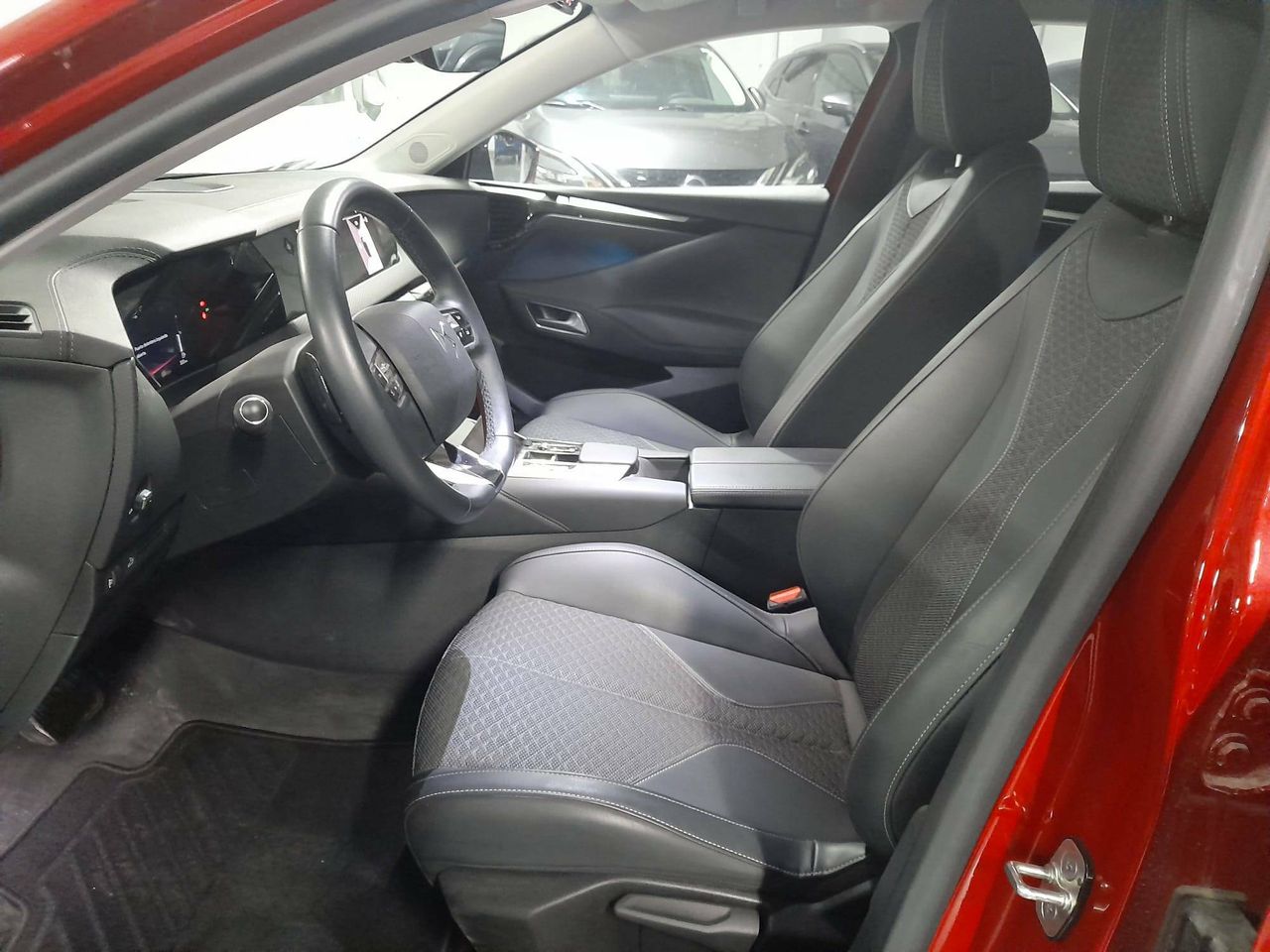 Foto DS Automobiles DS 4 9