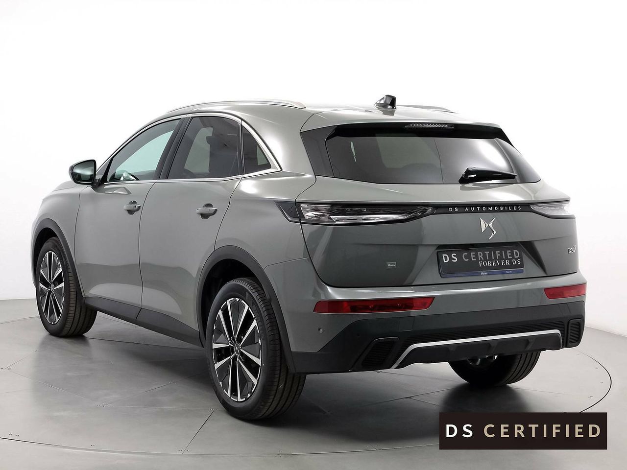 Foto DS Automobiles DS 7 7