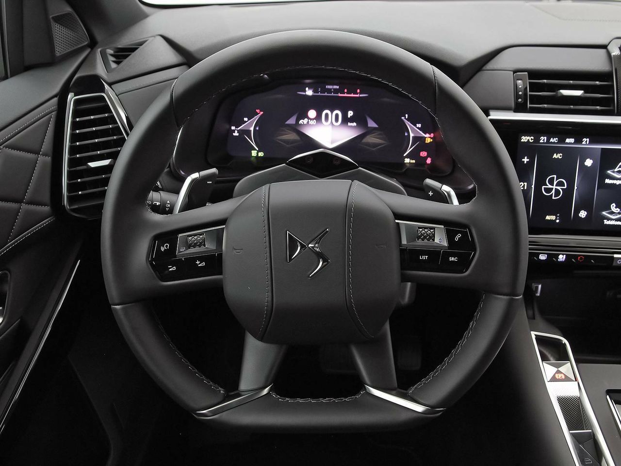 Foto DS Automobiles DS 7 9