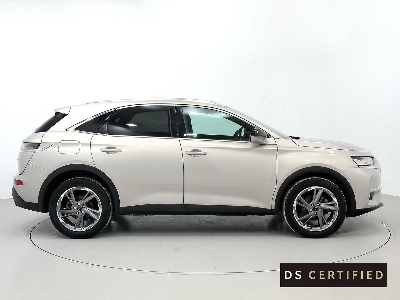 Foto DS Automobiles DS 7 4