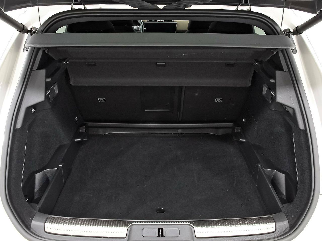 Foto DS Automobiles DS 7 6