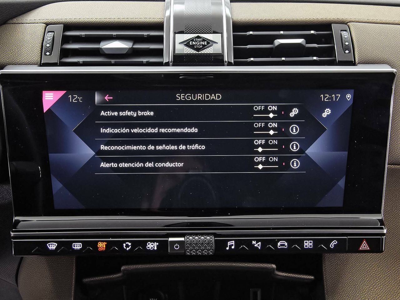 Foto DS Automobiles DS 7 31