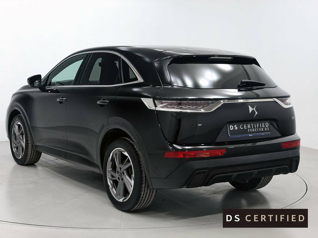 Foto DS Automobiles DS 7 7
