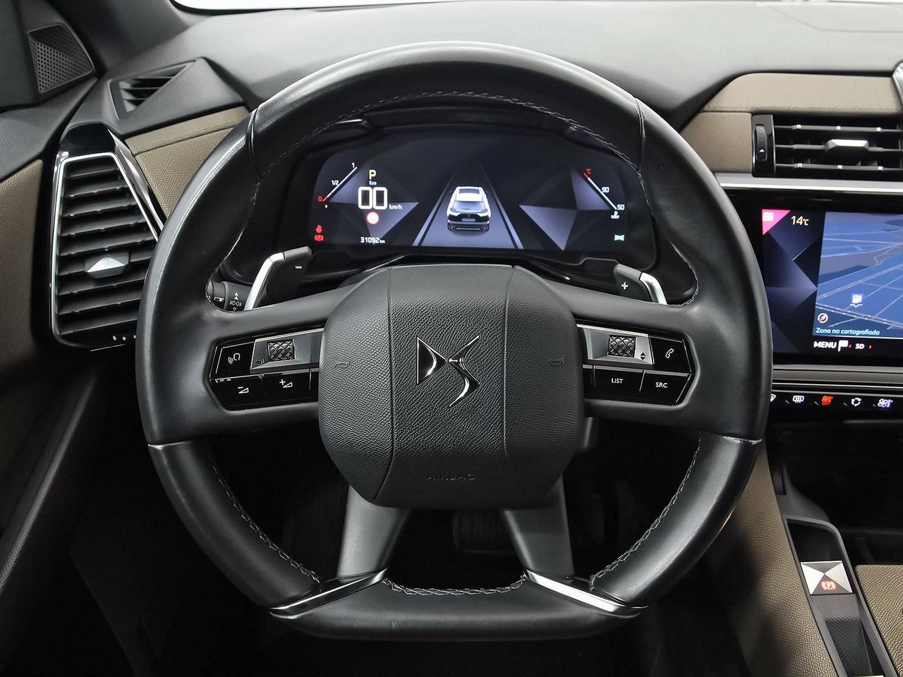 Foto DS Automobiles DS 7 9