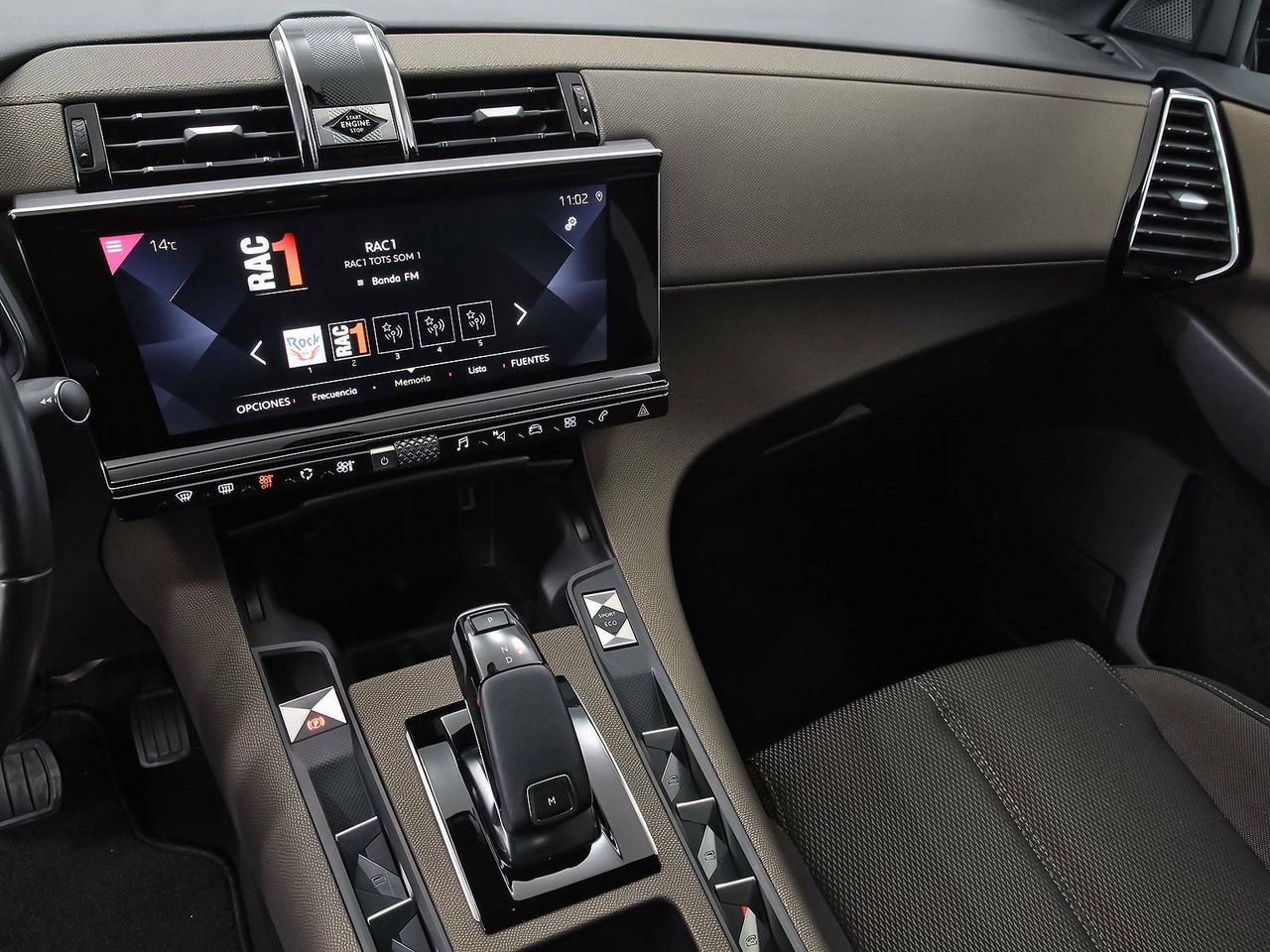 Foto DS Automobiles DS 7 20