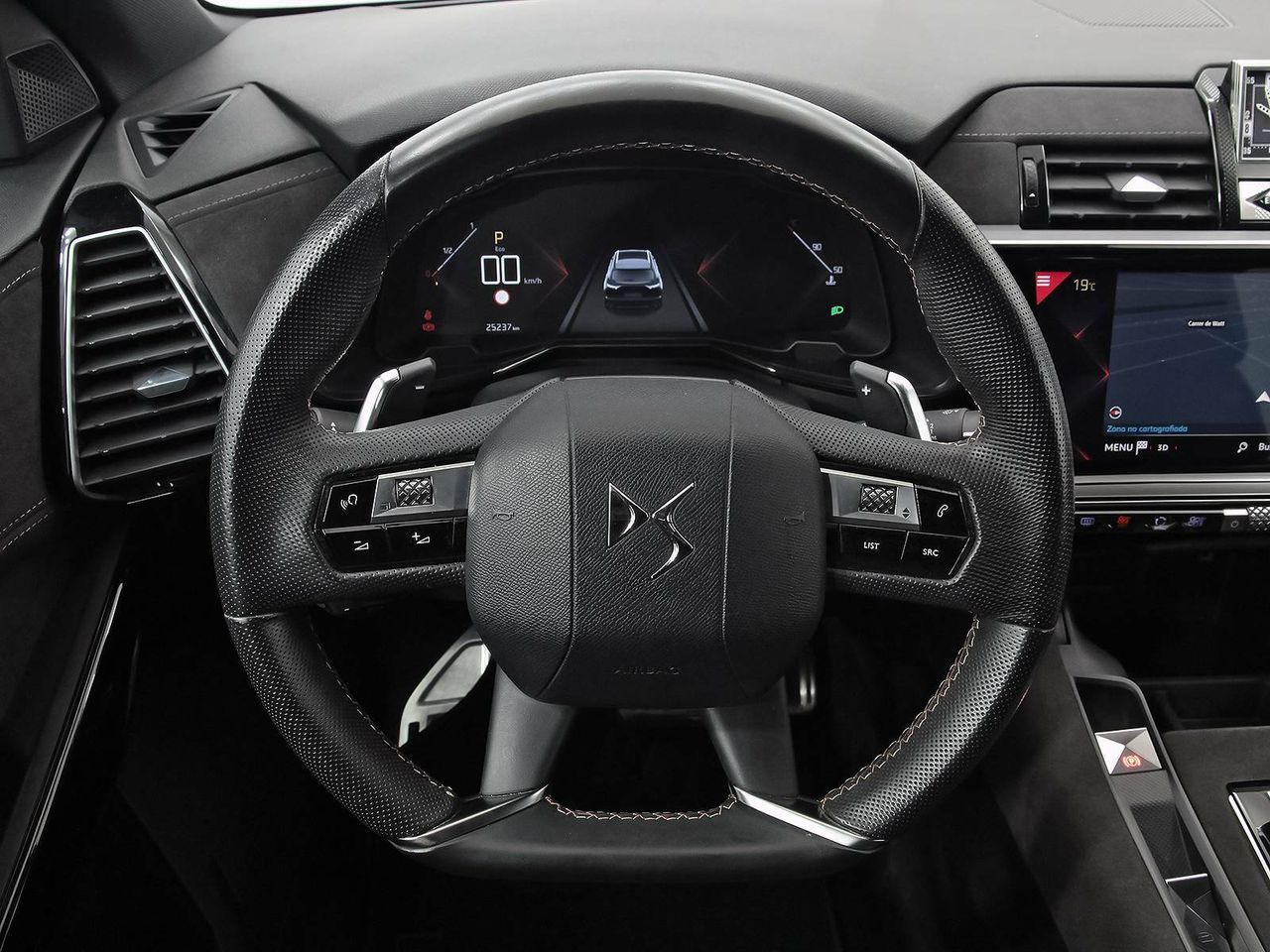 Foto DS Automobiles DS 7 9