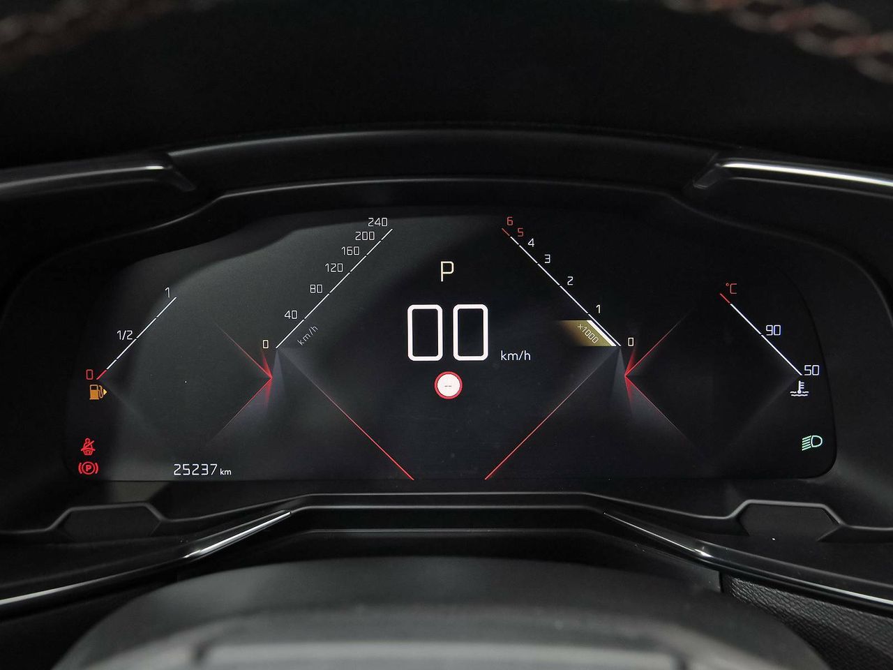 Foto DS Automobiles DS 7 10