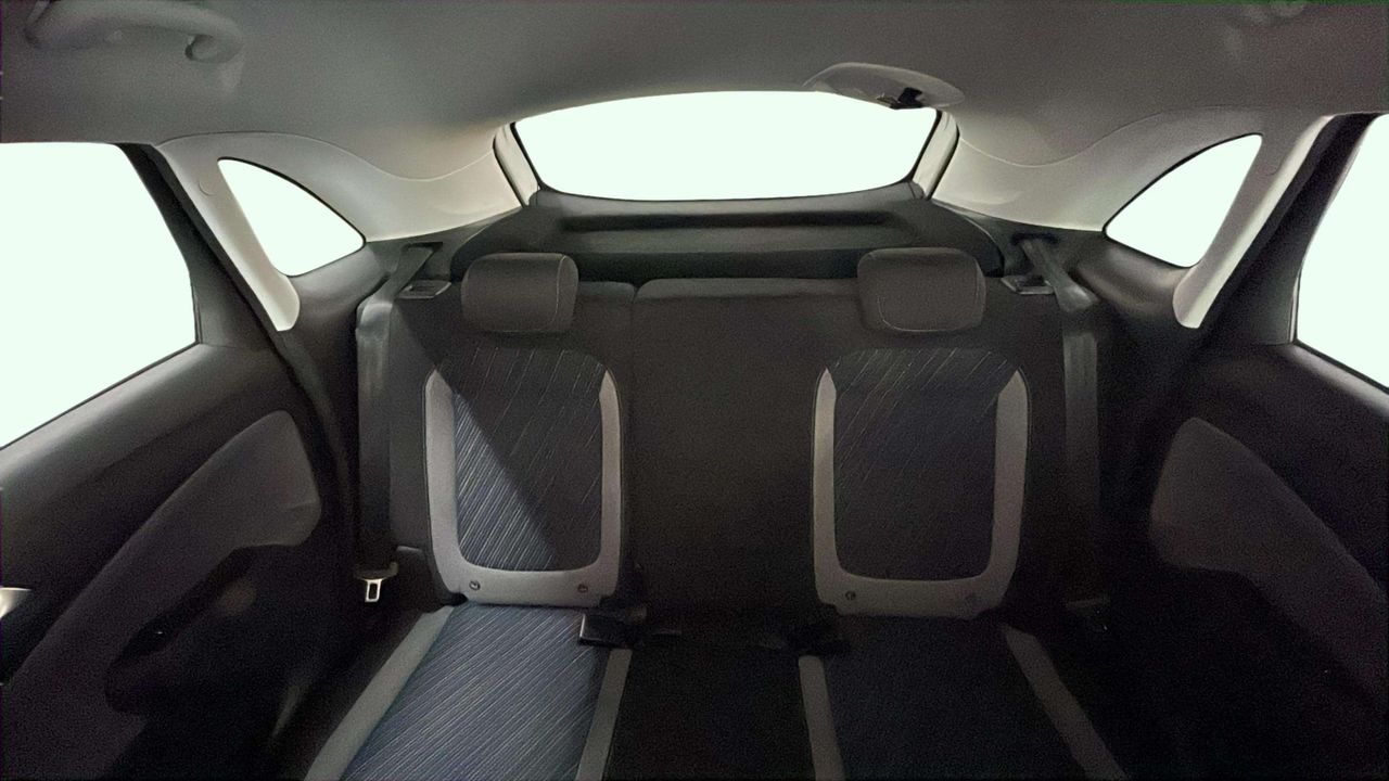 Foto Opel Crossland X 8