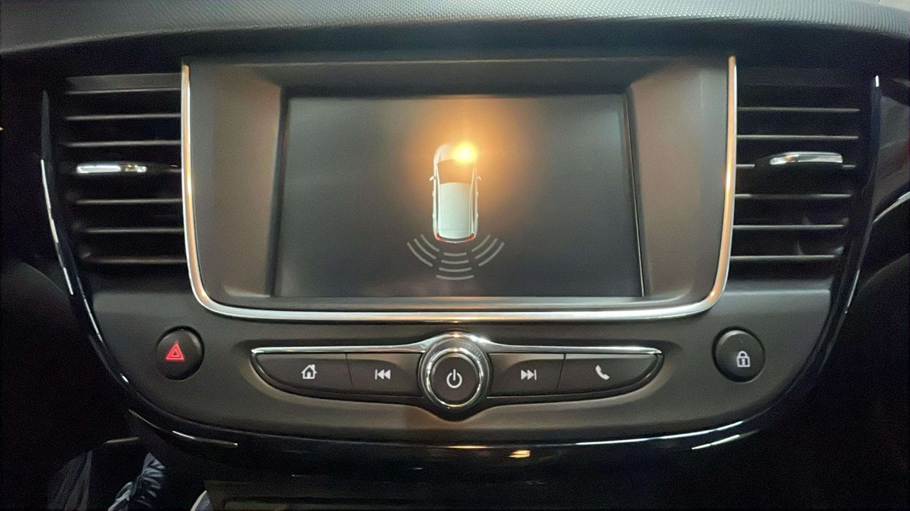 Foto Opel Crossland X 15