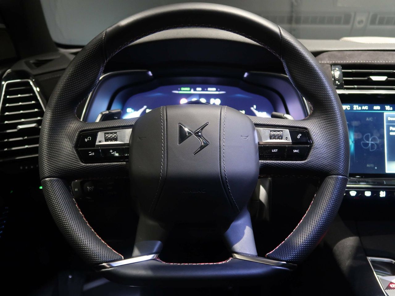 Foto DS Automobiles DS 7 14