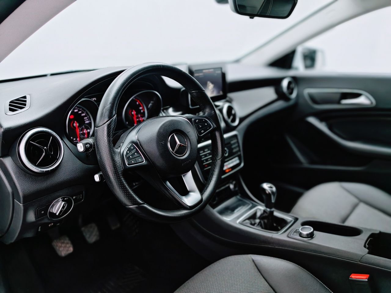 Foto Mercedes-Benz Clase CLA 3