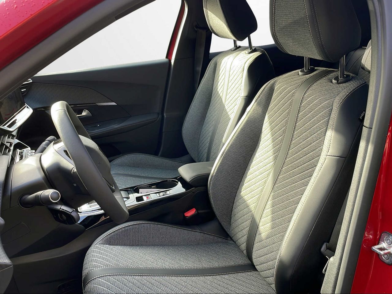 Foto Peugeot 2008 11