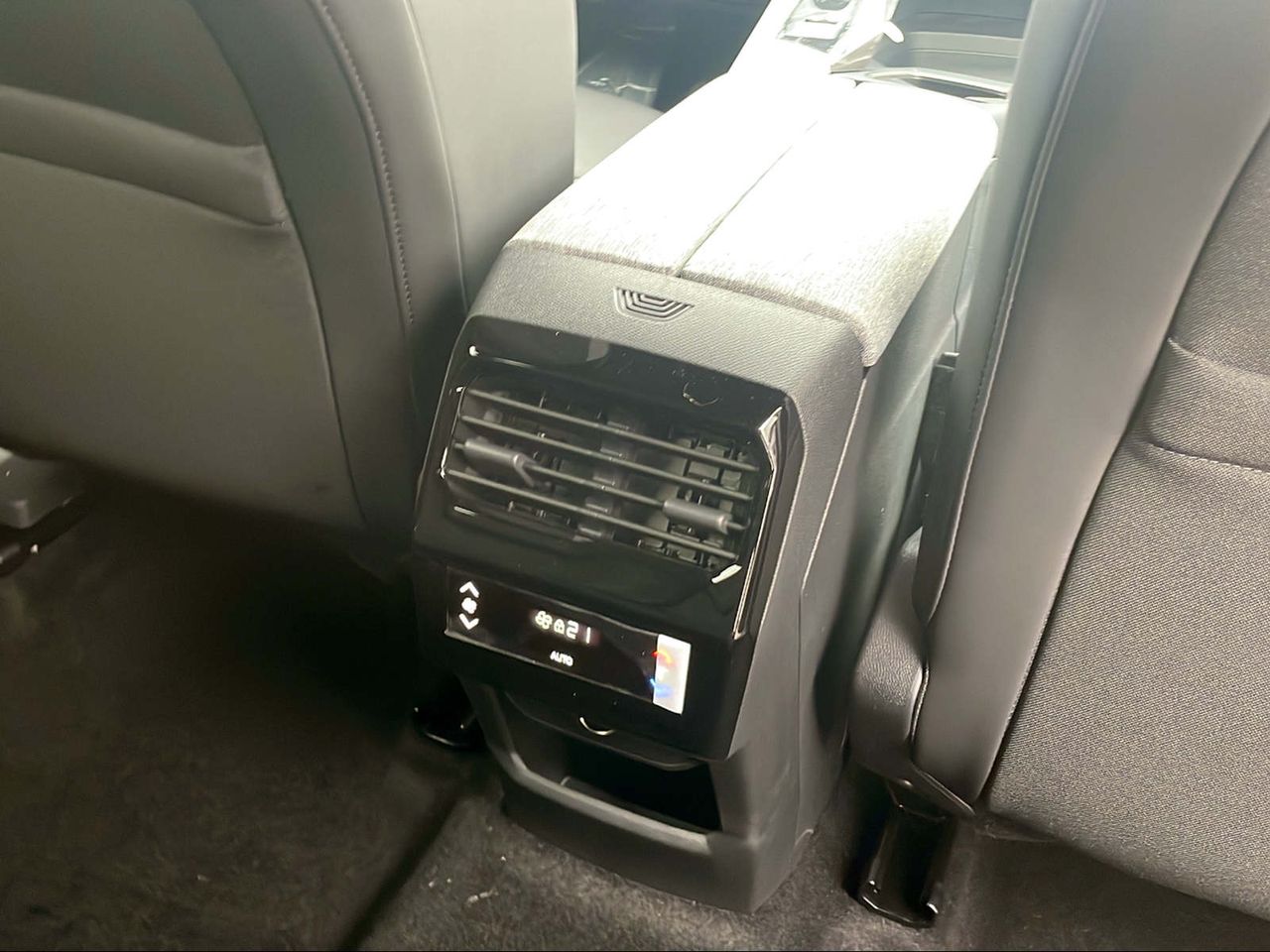 Foto Peugeot 5008 16