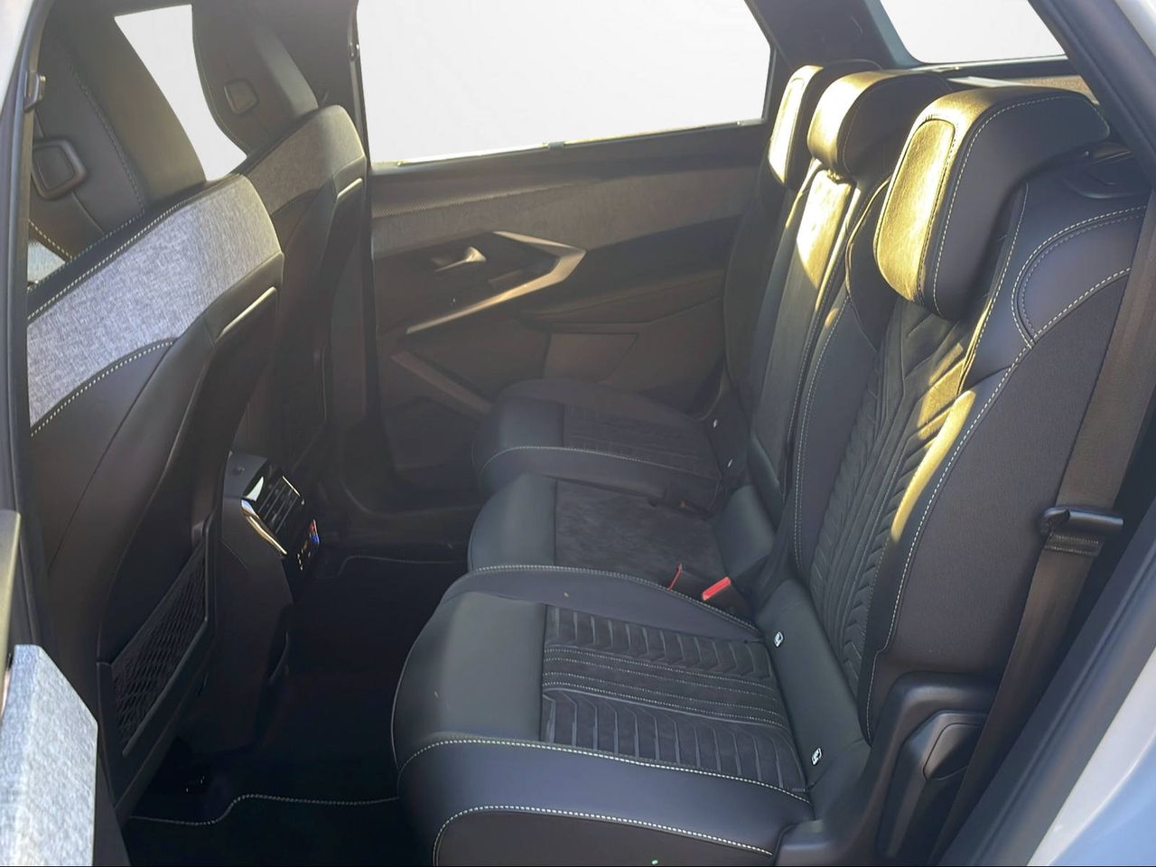 Foto Peugeot 5008 14