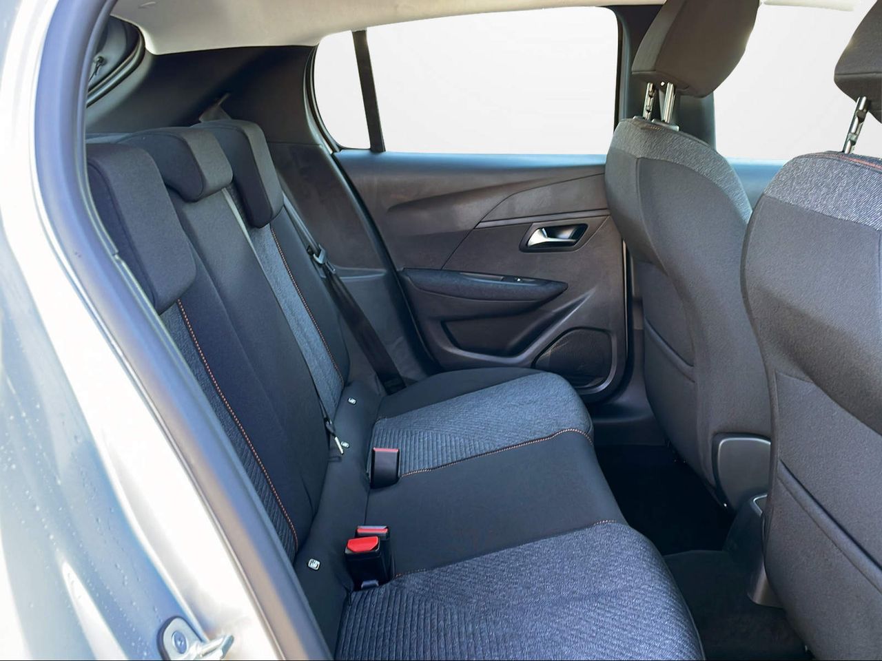 Foto Peugeot 208 15
