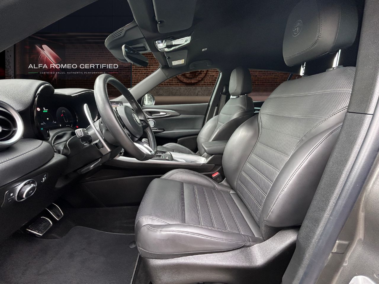 Foto Alfa Romeo Tonale 10
