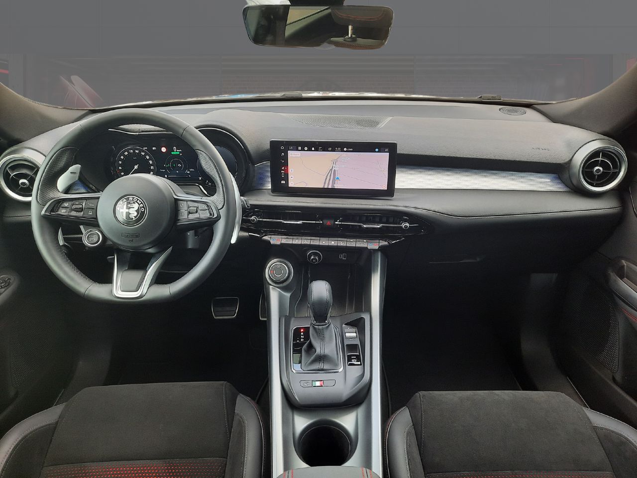 Foto Alfa Romeo Tonale 8