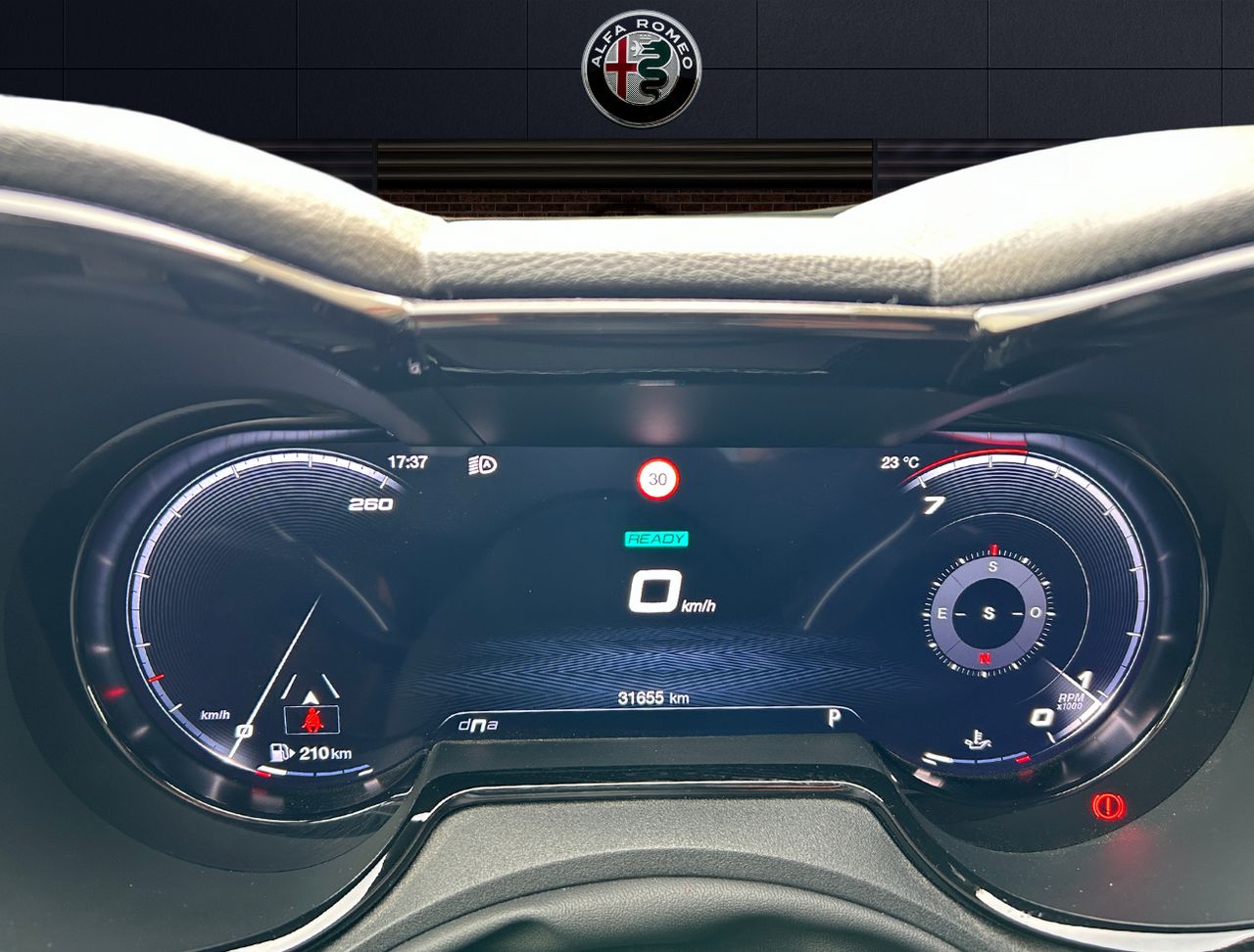 Foto Alfa Romeo Tonale 10