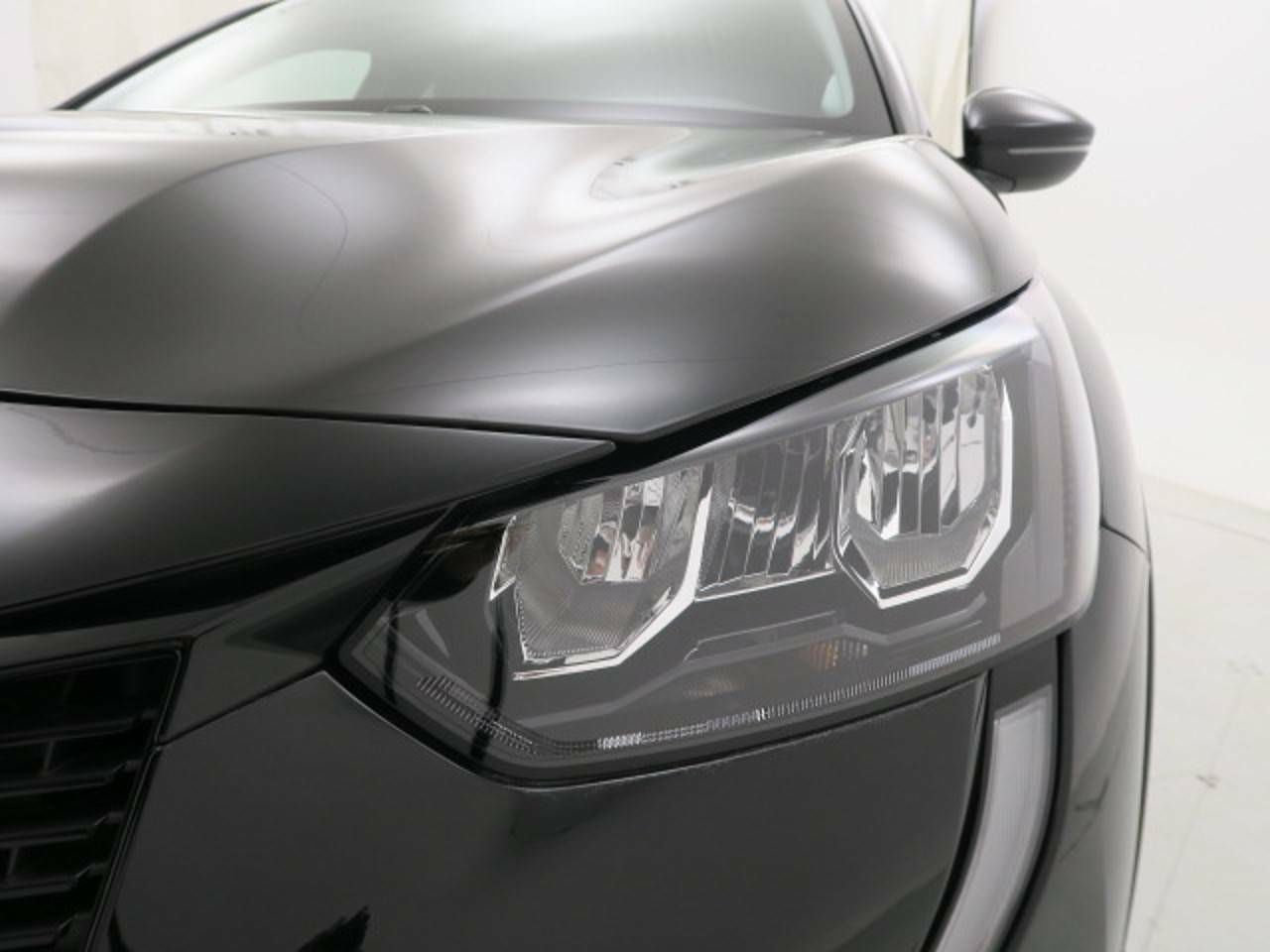 Foto Peugeot 208 14
