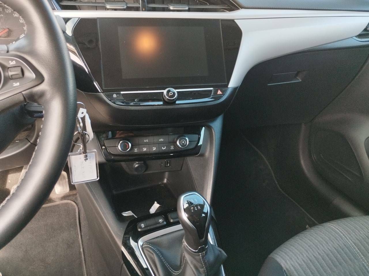 Foto Opel Corsa 14