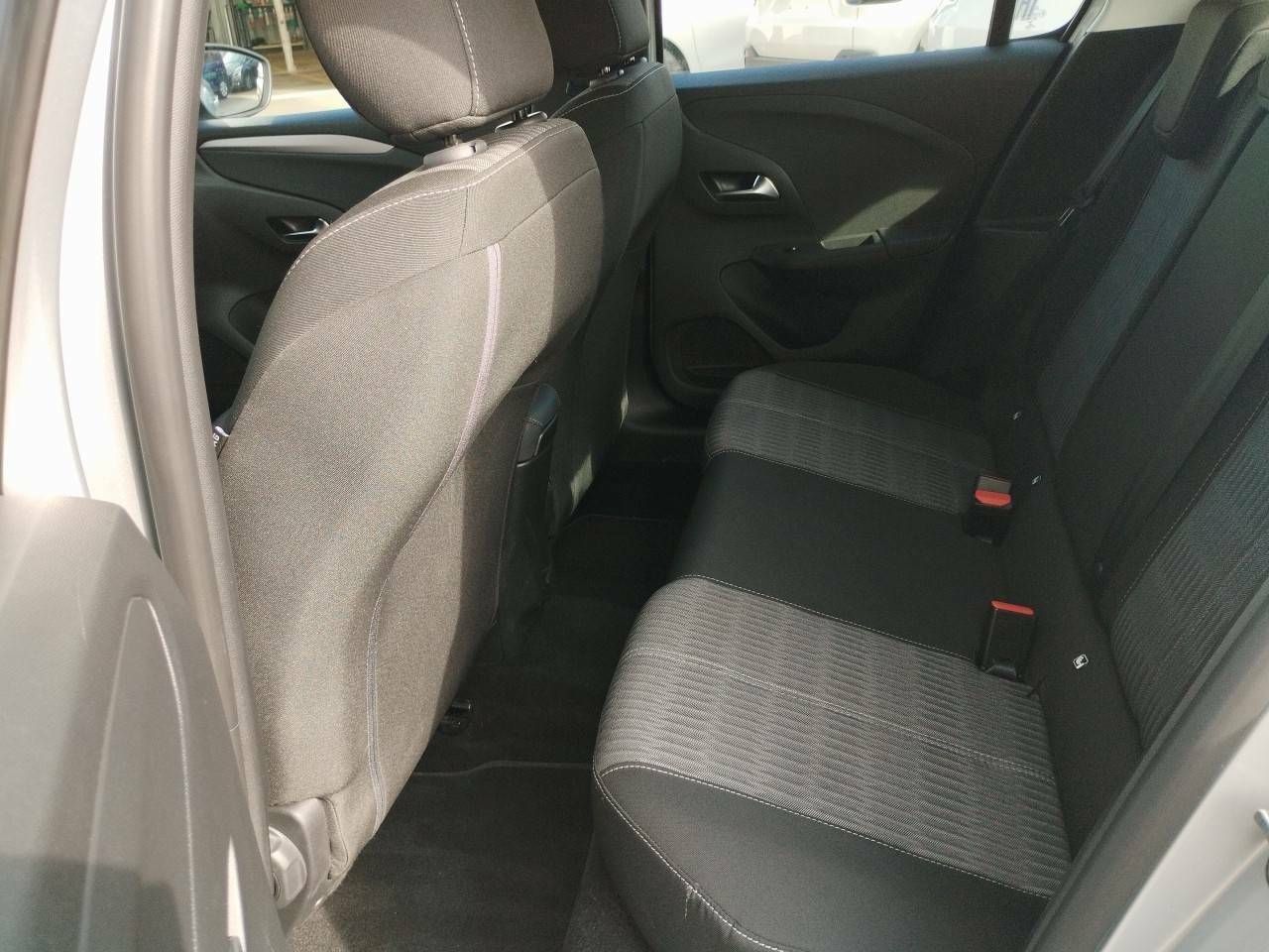 Foto Opel Corsa 12
