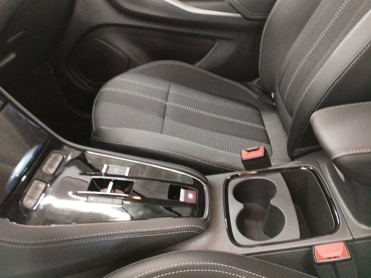 Foto Opel Grandland X 14