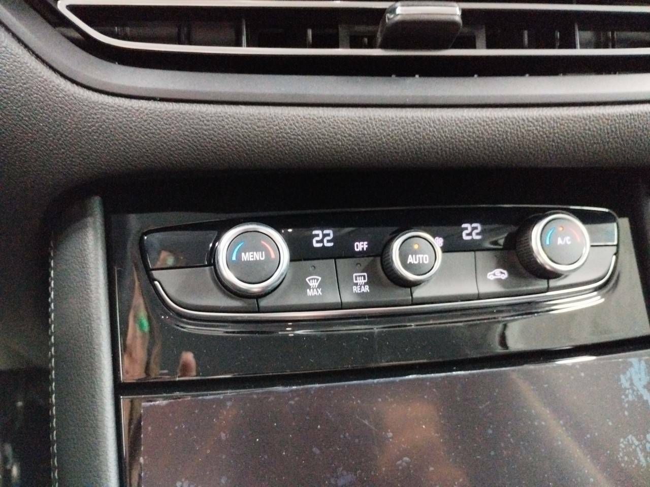 Foto Opel Grandland X 18