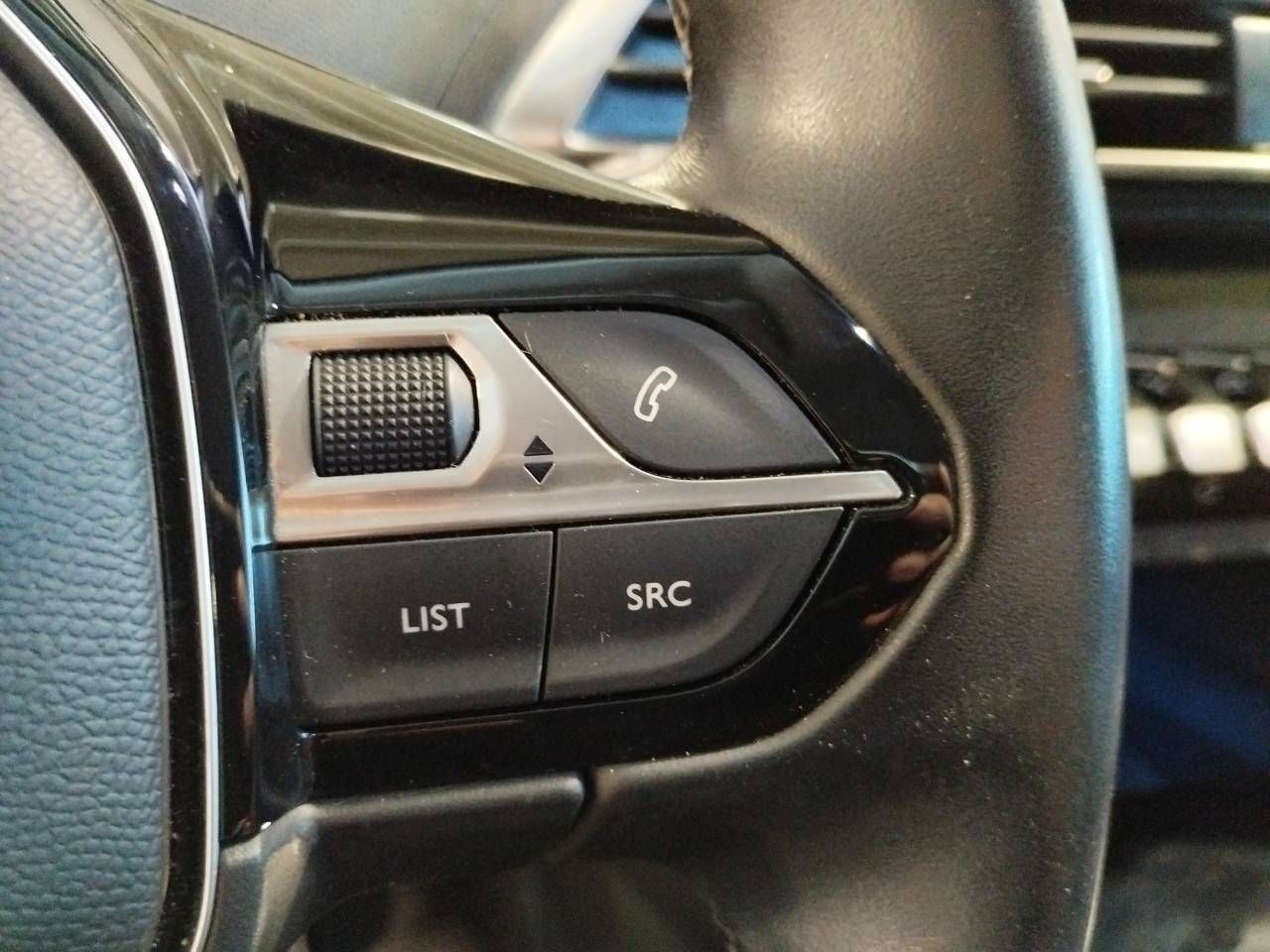 Foto Peugeot 3008 23