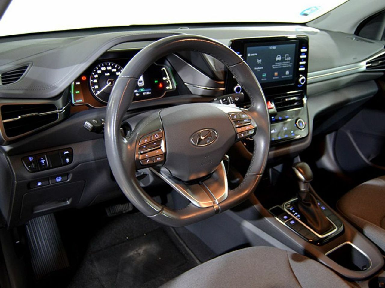 Foto Hyundai IONIQ 11