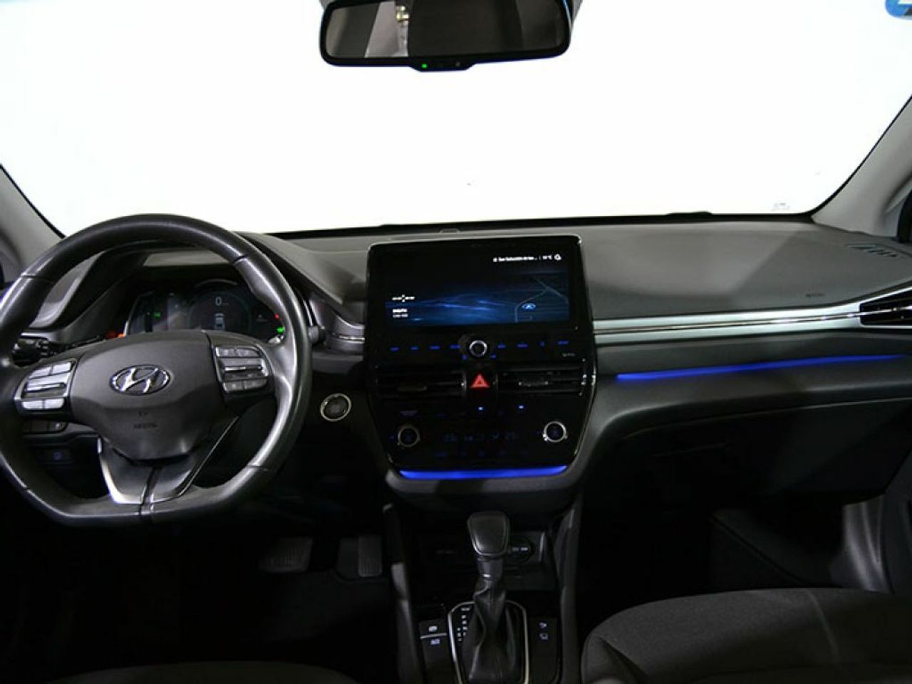 Foto Hyundai IONIQ 14
