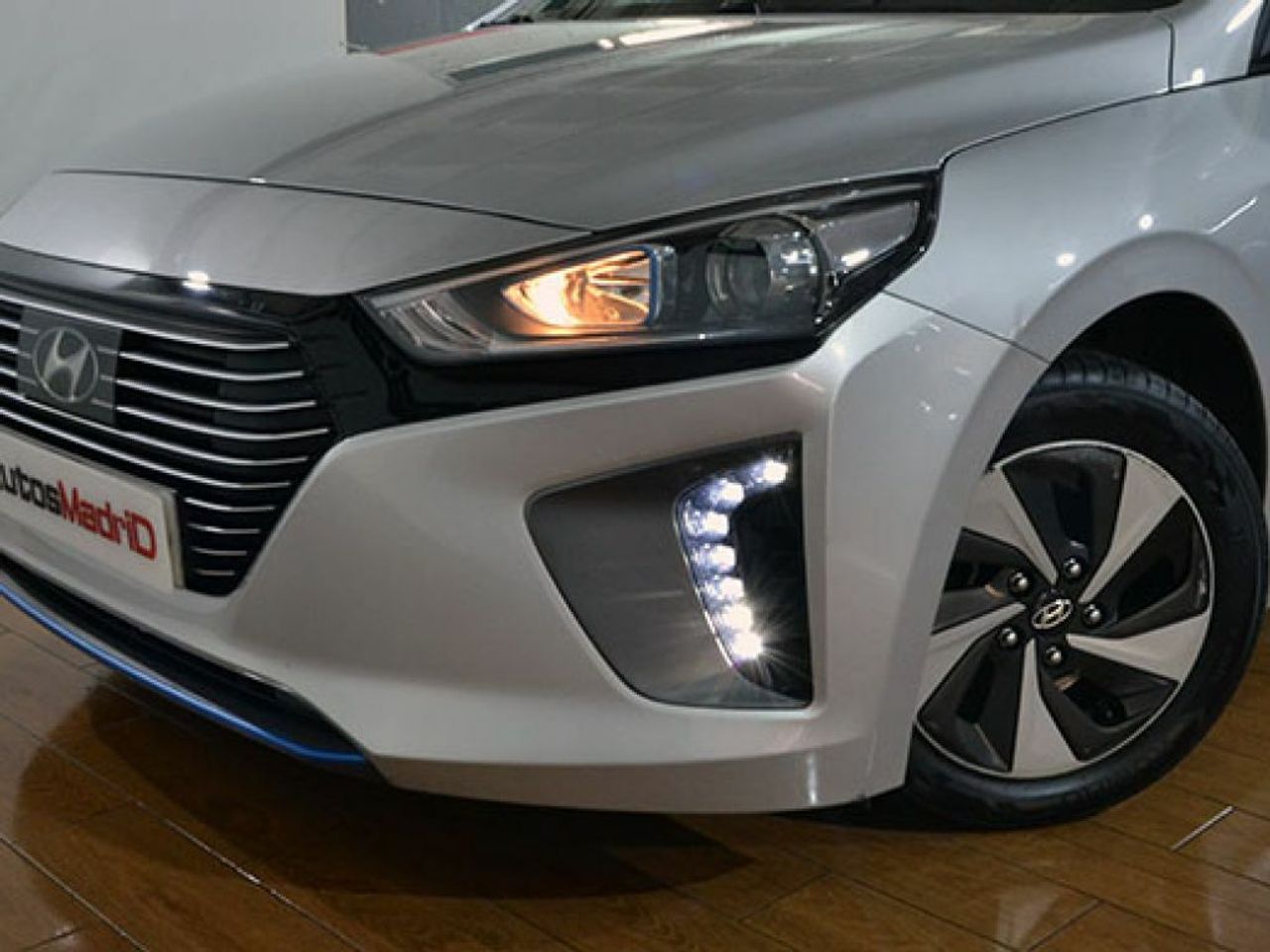 Foto Hyundai IONIQ 10