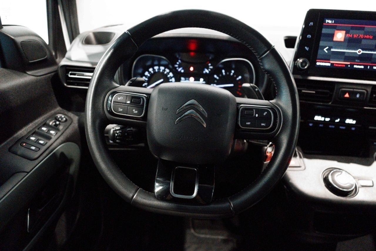Foto Citroën Berlingo 24