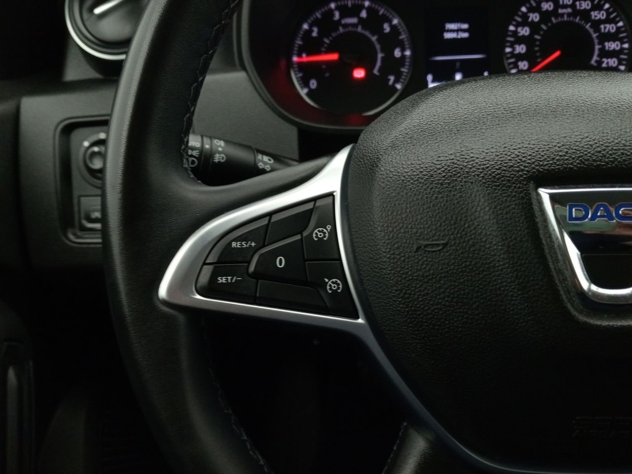 Foto Dacia Duster 16
