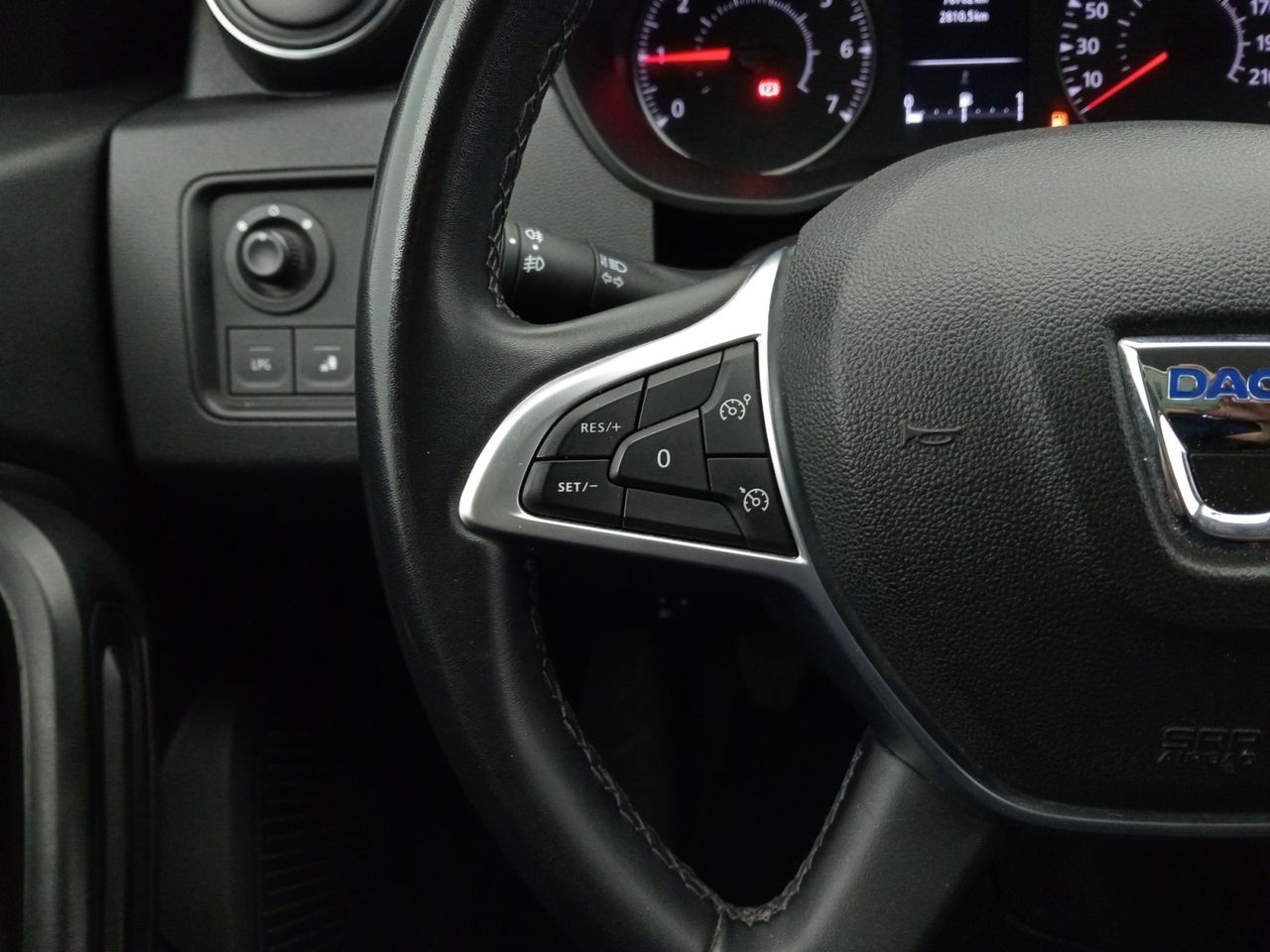 Foto Dacia Duster 16
