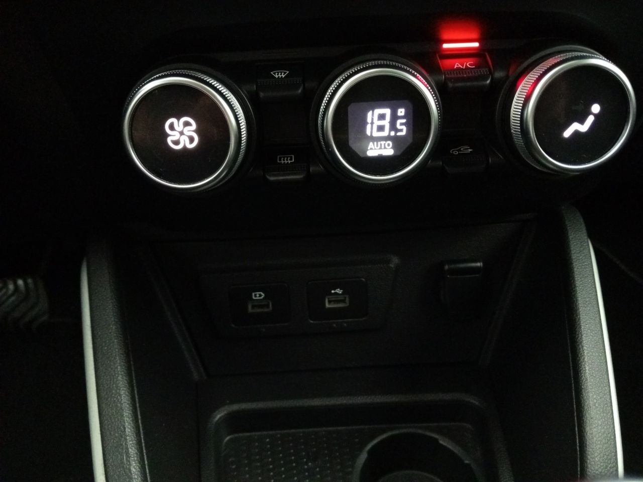 Foto Dacia Duster 14