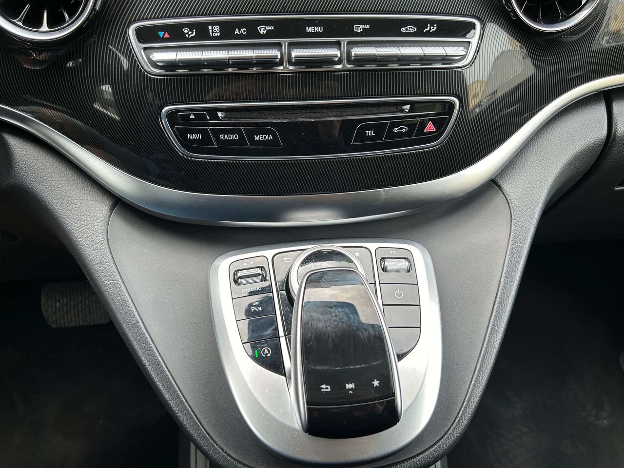 Foto Mercedes-Benz Clase V 24