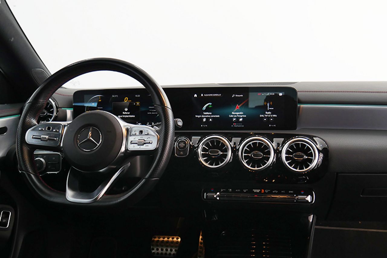 Foto Mercedes-Benz Clase CLA 5