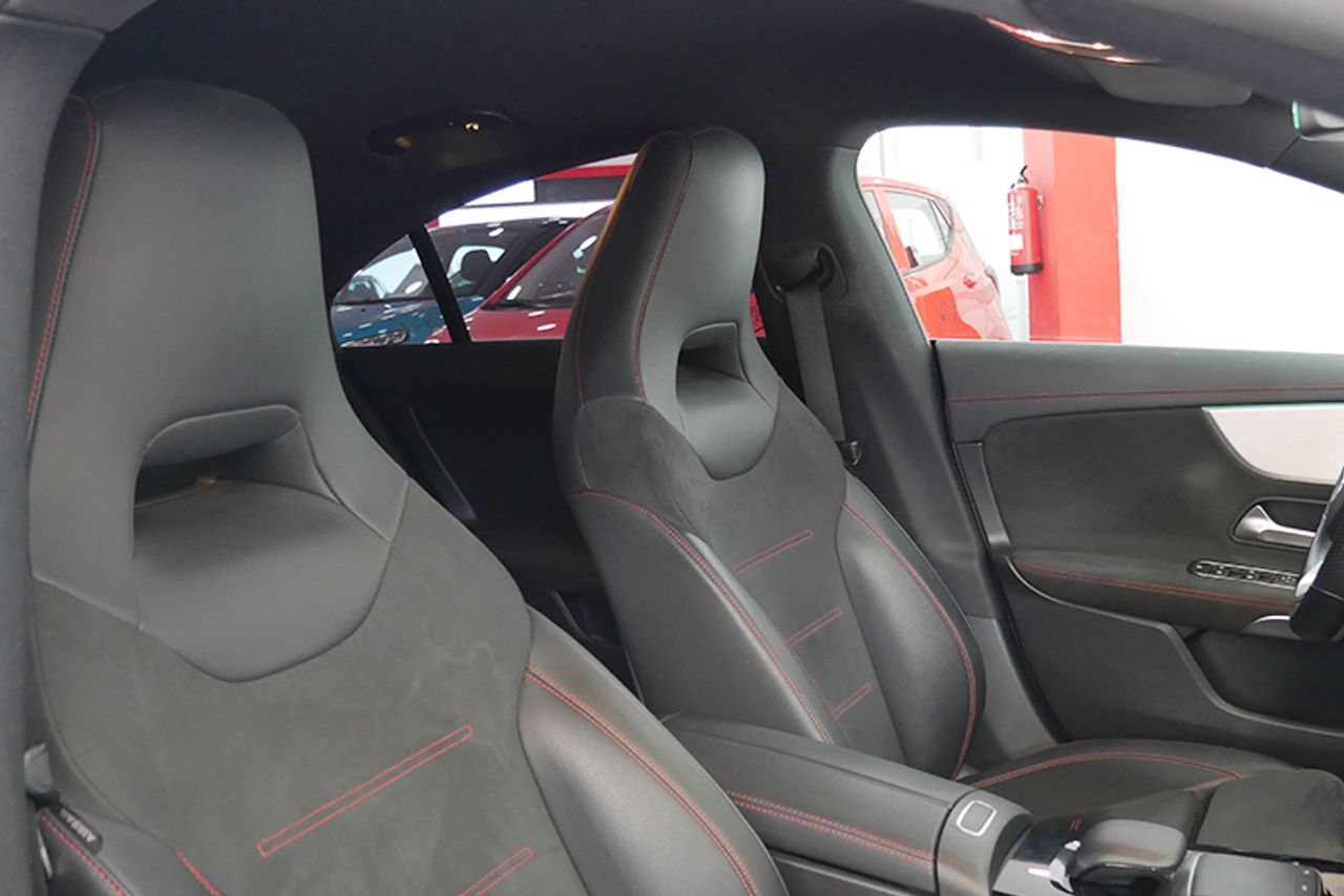 Foto Mercedes-Benz Clase CLA 8