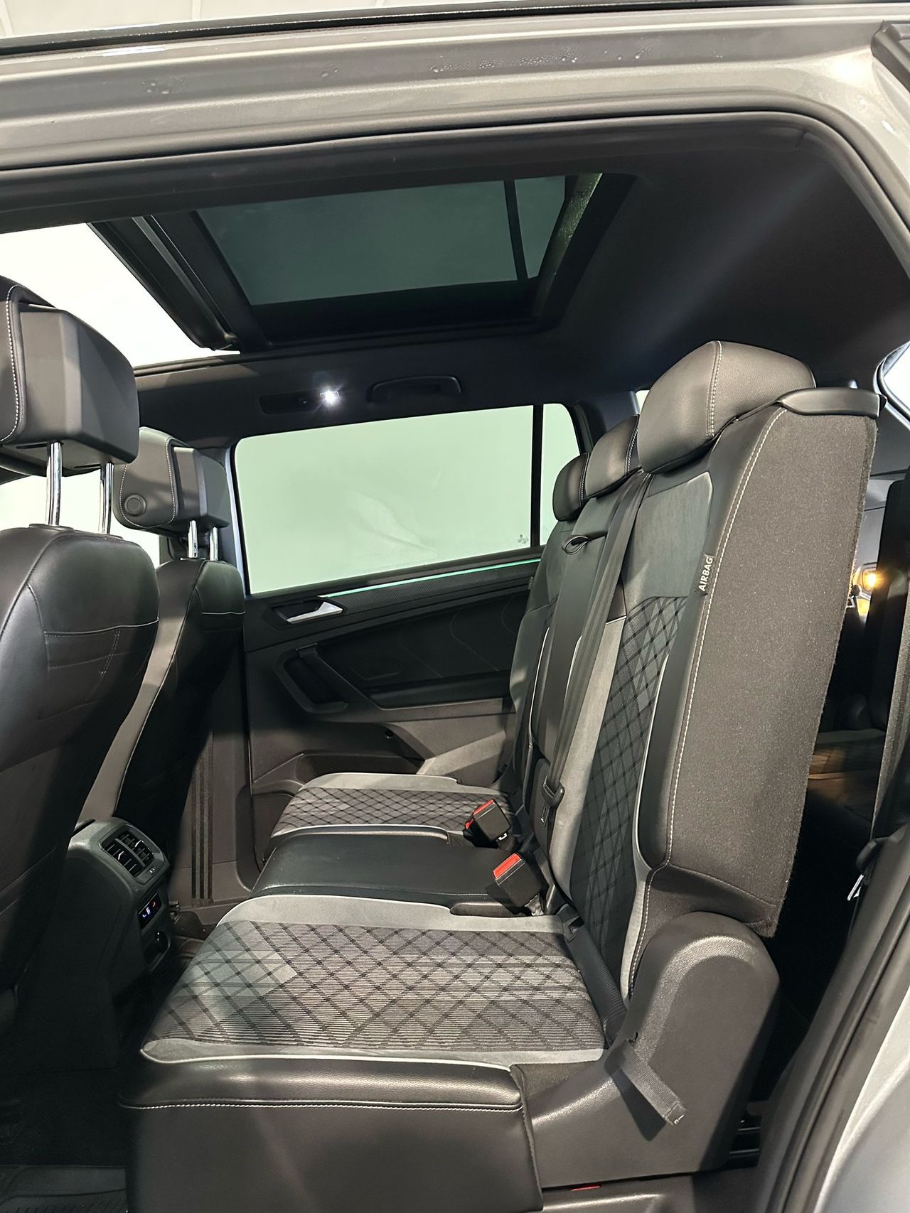 Foto Volkswagen Tiguan 13
