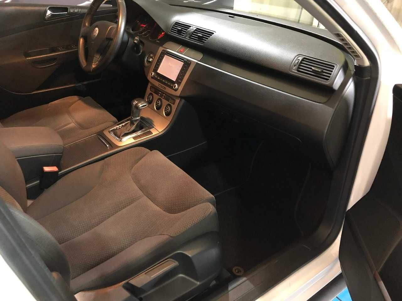 Foto Volkswagen Passat 11