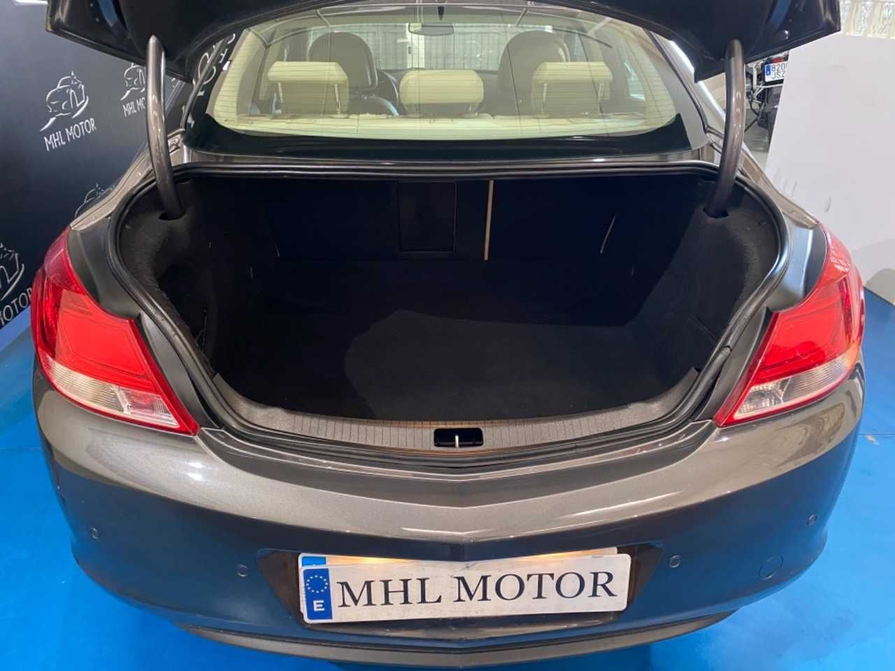 Foto Opel Insignia  8