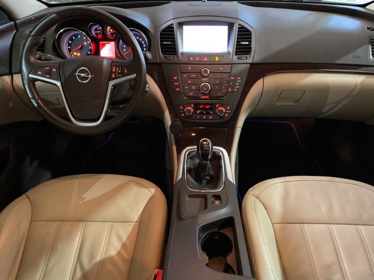 Foto Opel Insignia  12