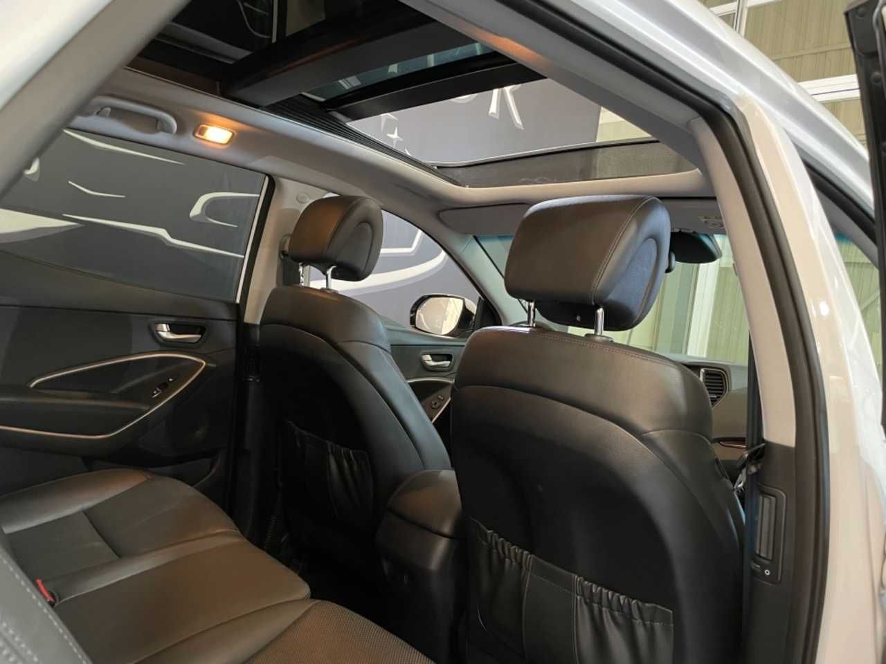 Foto Hyundai Santa Fe 26